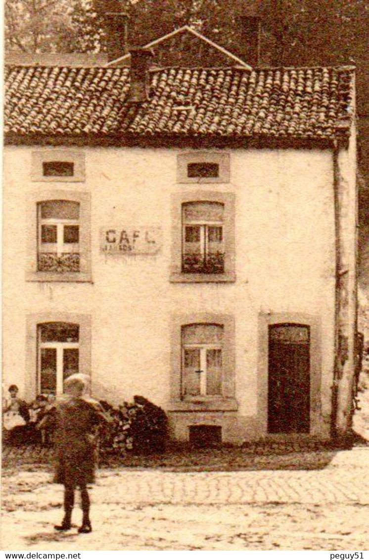 Virton. Rue De L'Hôpital.  Deux Cafés. - Virton