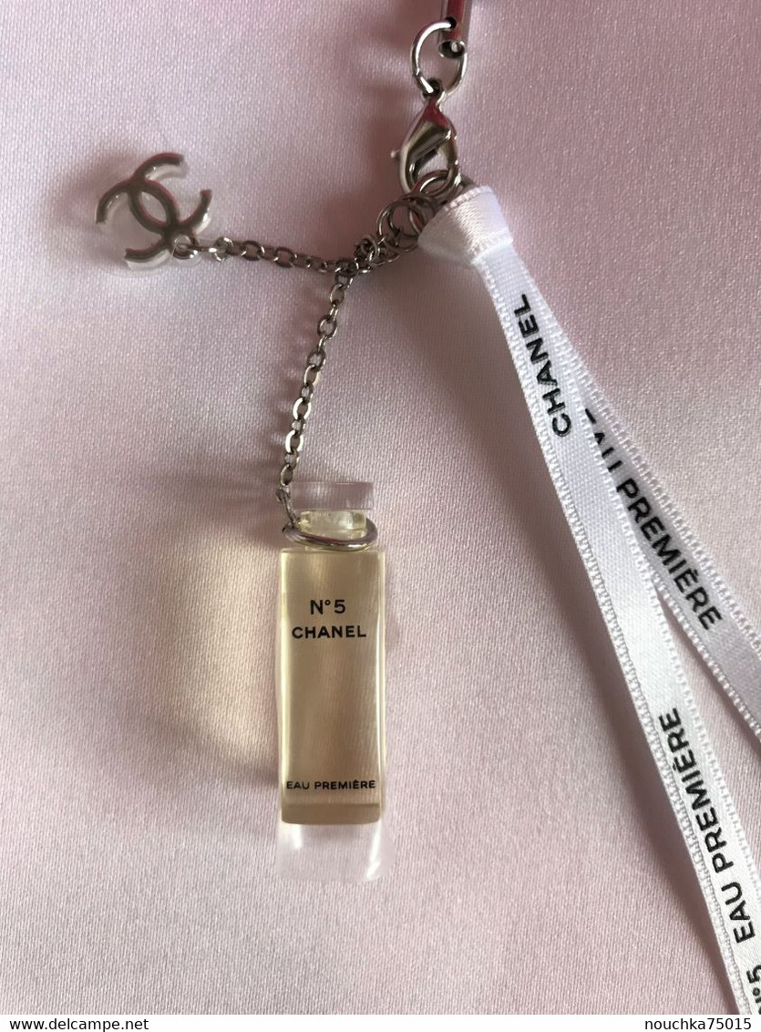 Accessories - Chanel - N°5 Eau Première , bijoux de portable