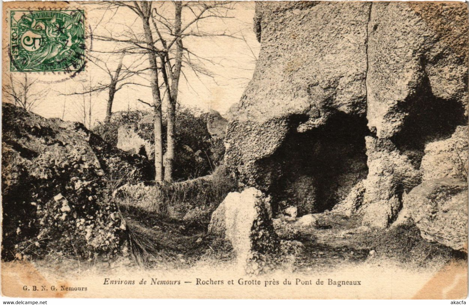 CPA Env. De NEMOURS - Rochers Et Grotte Pres Du Pont De Bagneaux (249727) - Bagneaux Sur Loing