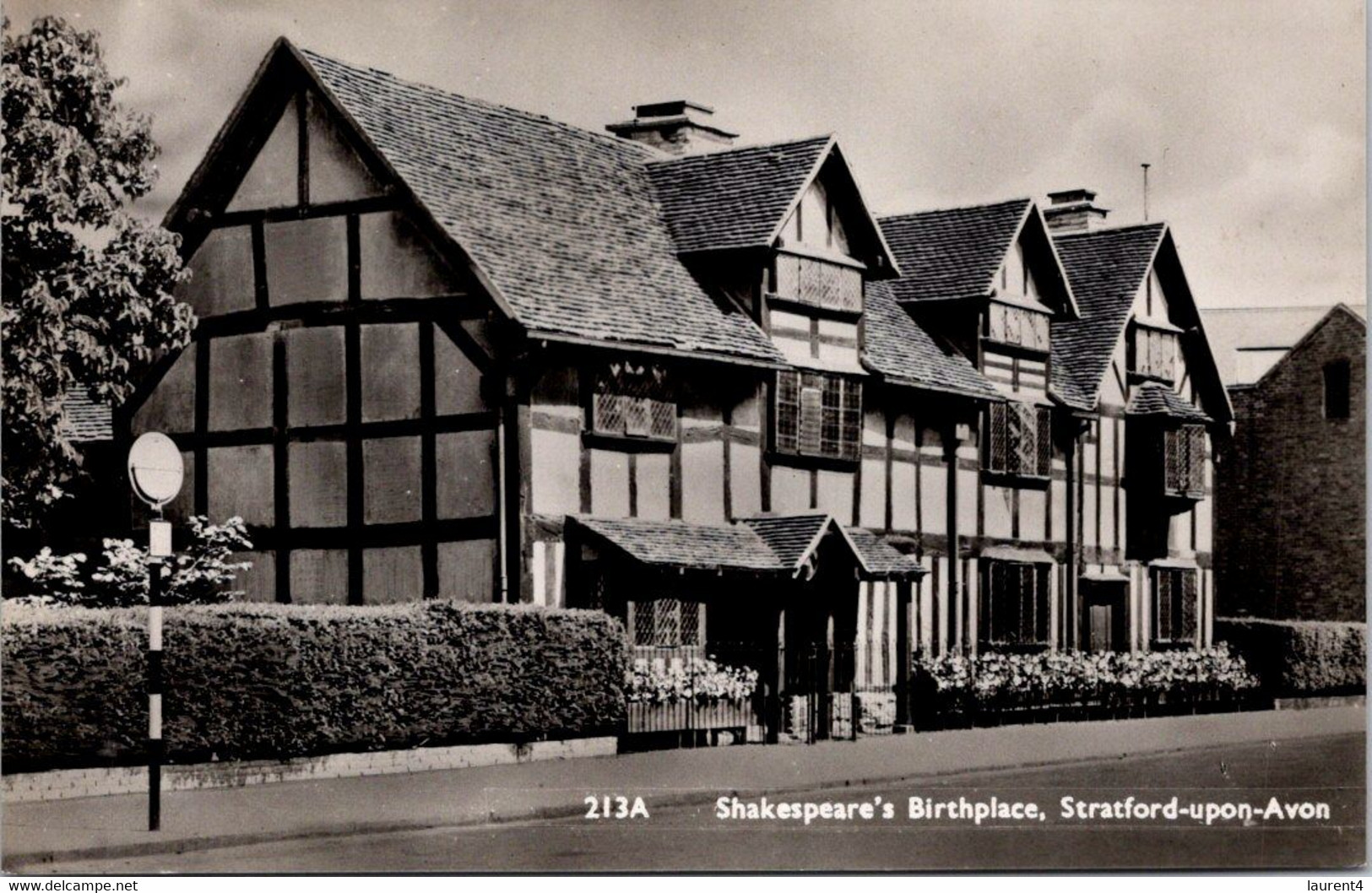 (1 M 24) VERY OLD - (b/w) Shakespeares's Birthplace - The House - Stratford Upon Avon