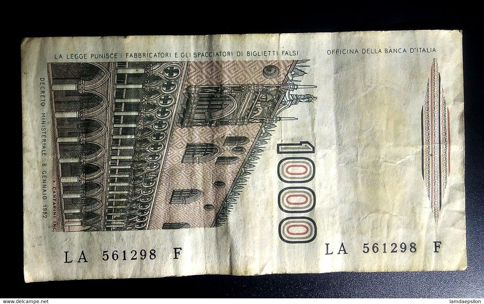 A7  ITALIE   BILLETS DU MONDE   ITALIA  BANKNOTES  1000  LIRE 1982 - [ 9] Collections