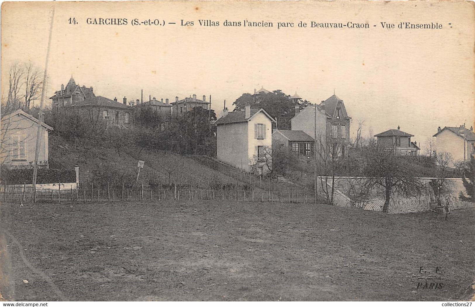 92-GARCHES-LES VILLAS DANS L'ANCIEN PARC DE BEAUVAU-CRAON- VUE D'ENSEMBLE - Garches