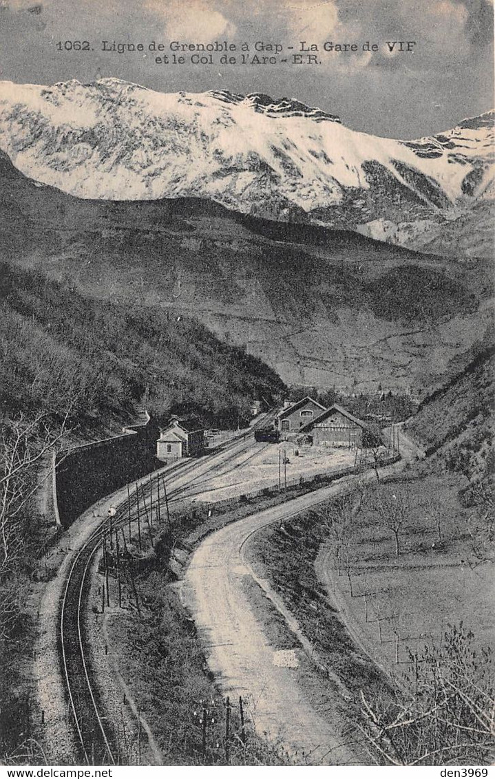 La Gare De VIF (Isère) Et Le Col De L'Arc - Voies Ferrées - Ligne De Grenoble à Gap - Vif