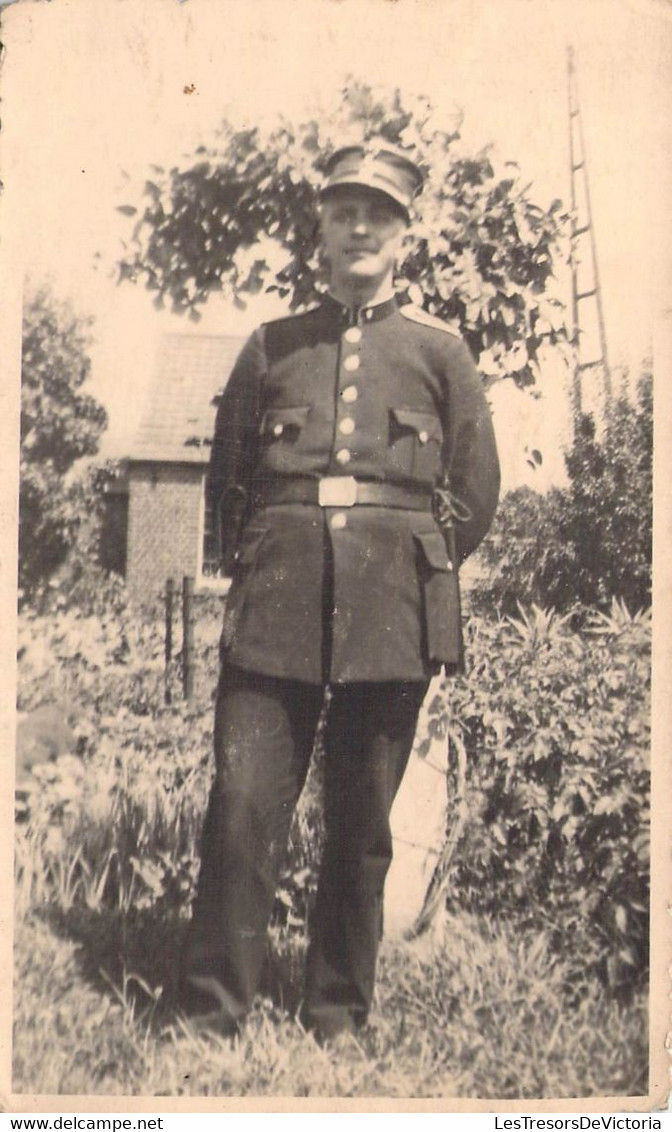 CPA MILITARIAT - Militaire - Soldat En Uniforme A Identifier - Guerre 1939-45