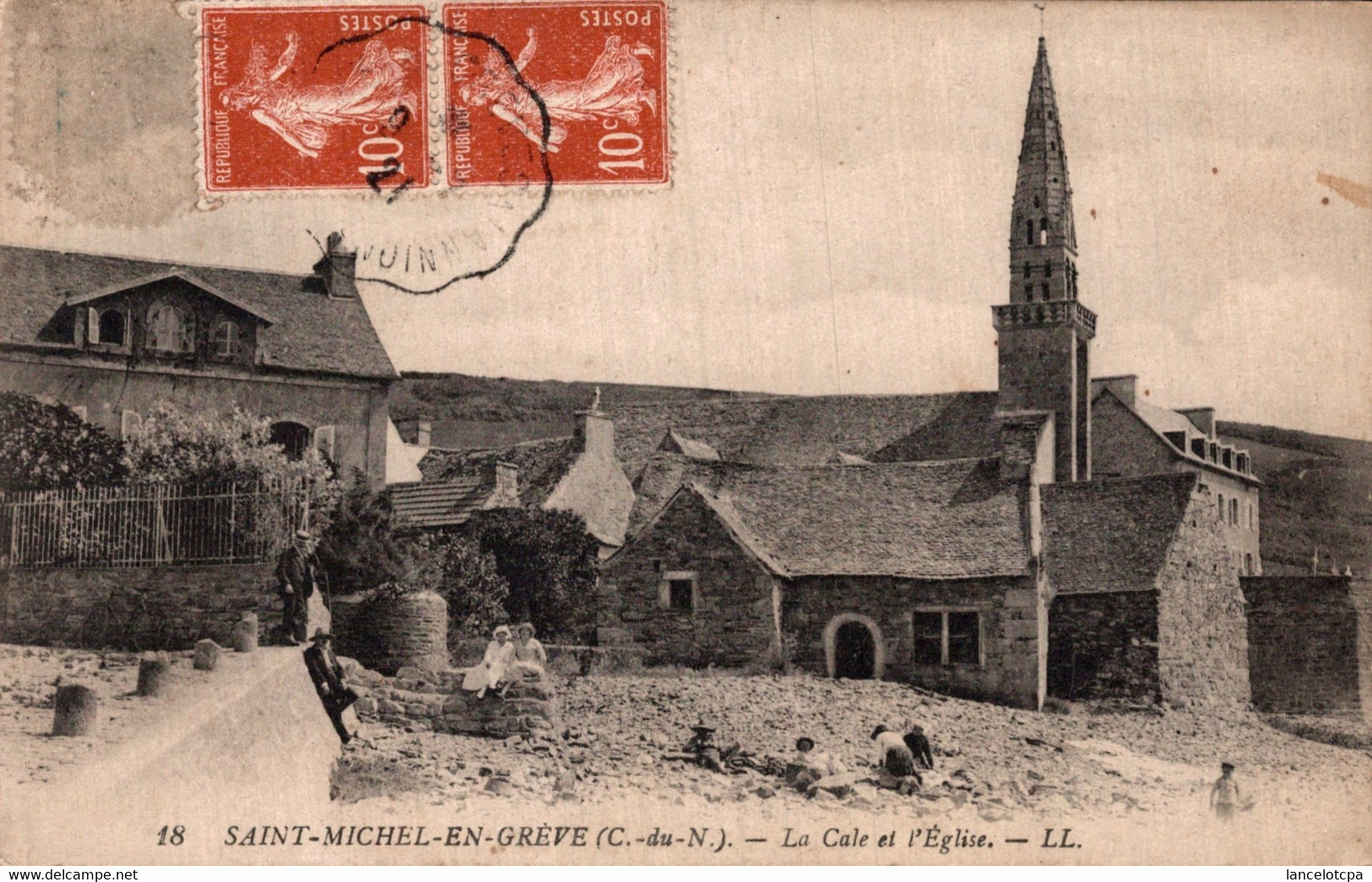 22 - SAINT MICHEL EN GREVE / LA CALE ET L'EGLISE - Saint-Michel-en-Grève