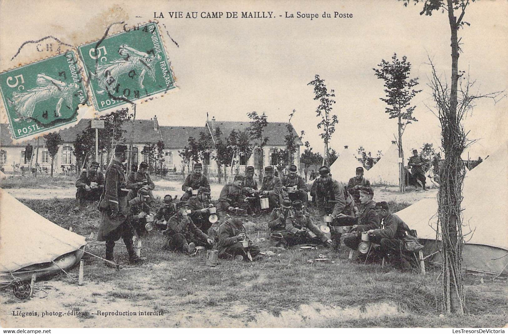 CPA MILITARIAT - LA VIE CAMP DE MAILLY - La Soupe Du Poste - Casernes