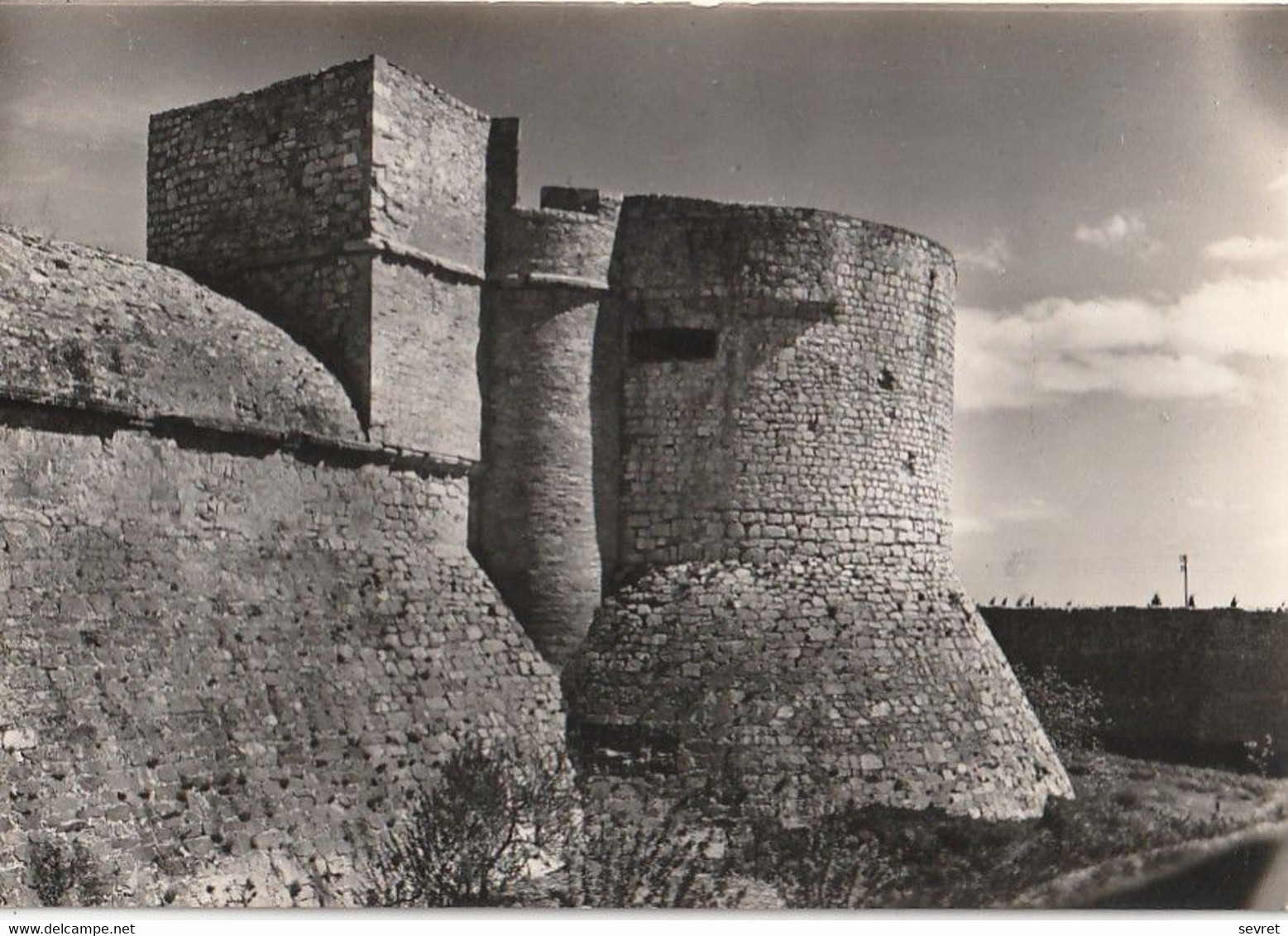 SALSES. - Le Château . Tour Sud-Est. Photo Véritable Pas Courante - Salses