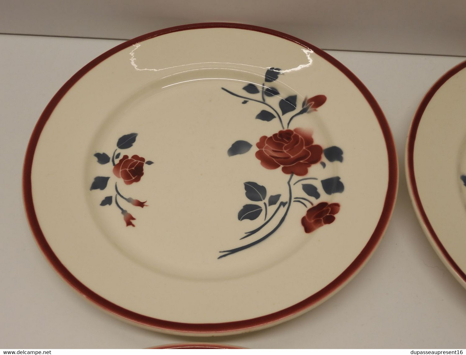 *8 ASSIETTES PLATES CERAMIQUE BADONVILLER LES ROSES COLLECTION ART De La TABLE  E - Badonviller (FRA)