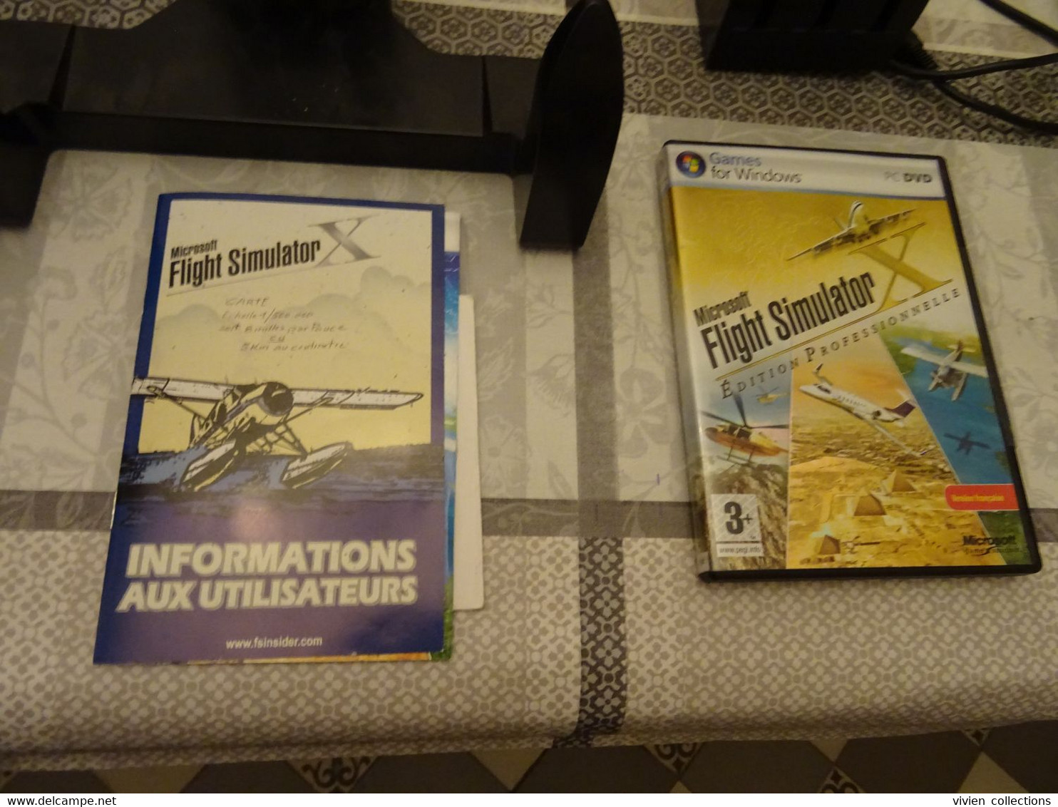 Jeux Microsoft simulateur de conduite volant + pédalier SideWinder (env 20 ans)et de vol Flight Simulator X (env 15 ans)