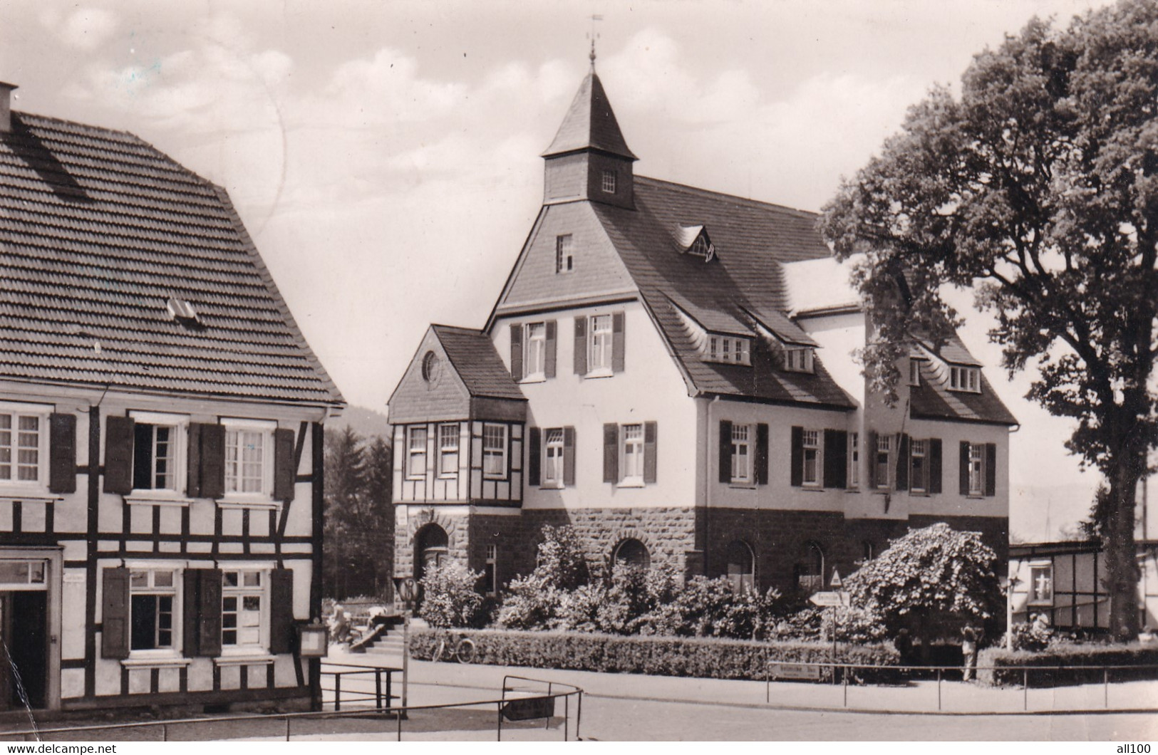 A21215 - BERGNEUSTADT Im Oberbergischen Am Rathaus Germany Post Card Used 1954 Stamp Deutsche Bundespost - Bergneustadt