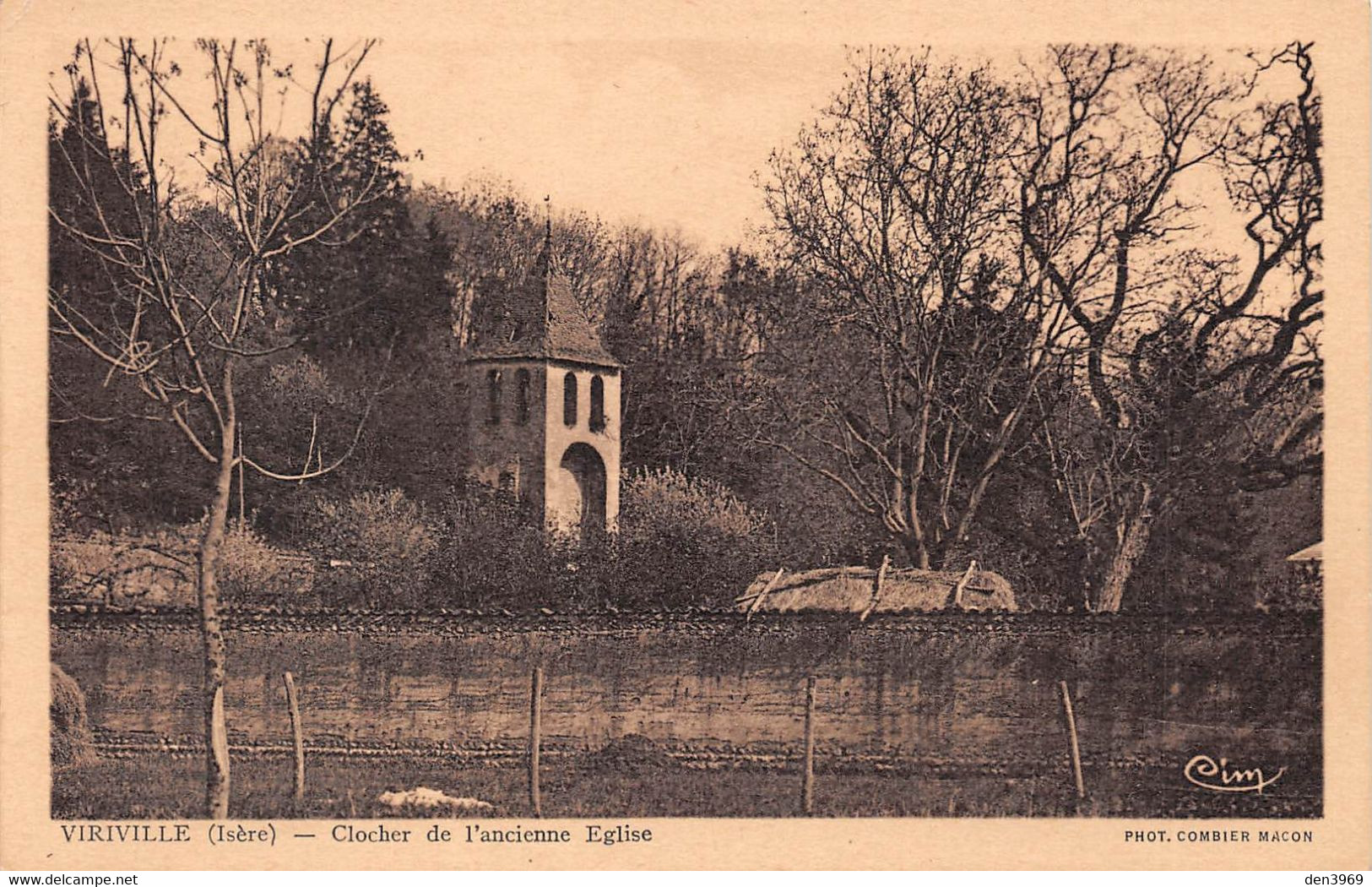 VIRIVILLE (Isère) - Clocher De L'ancienne Eglise - Viriville