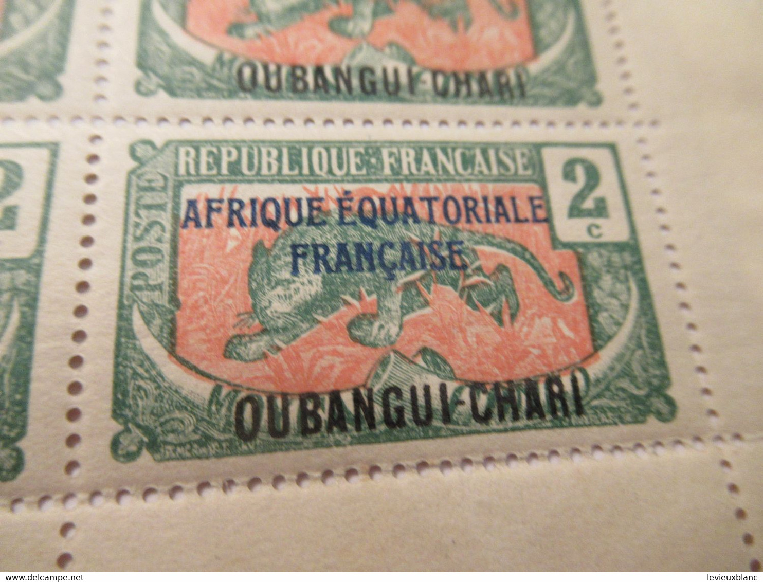 Plaque Complète De 25 Timbres 2C Anciens/Moyen Congo 1907 Surchargés AEF/Oubangui Chari1/Panthère/1924-25     TIMB155 - Africa (Varia)