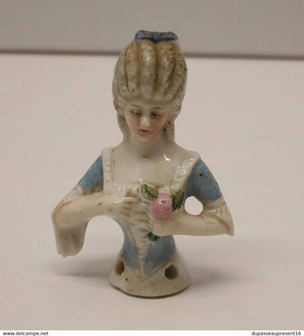 *TRES PETITE DEMI FIGURINE PORCELAINE GERMANY N° 4122 MINIATURE HT 4,89 cm  E