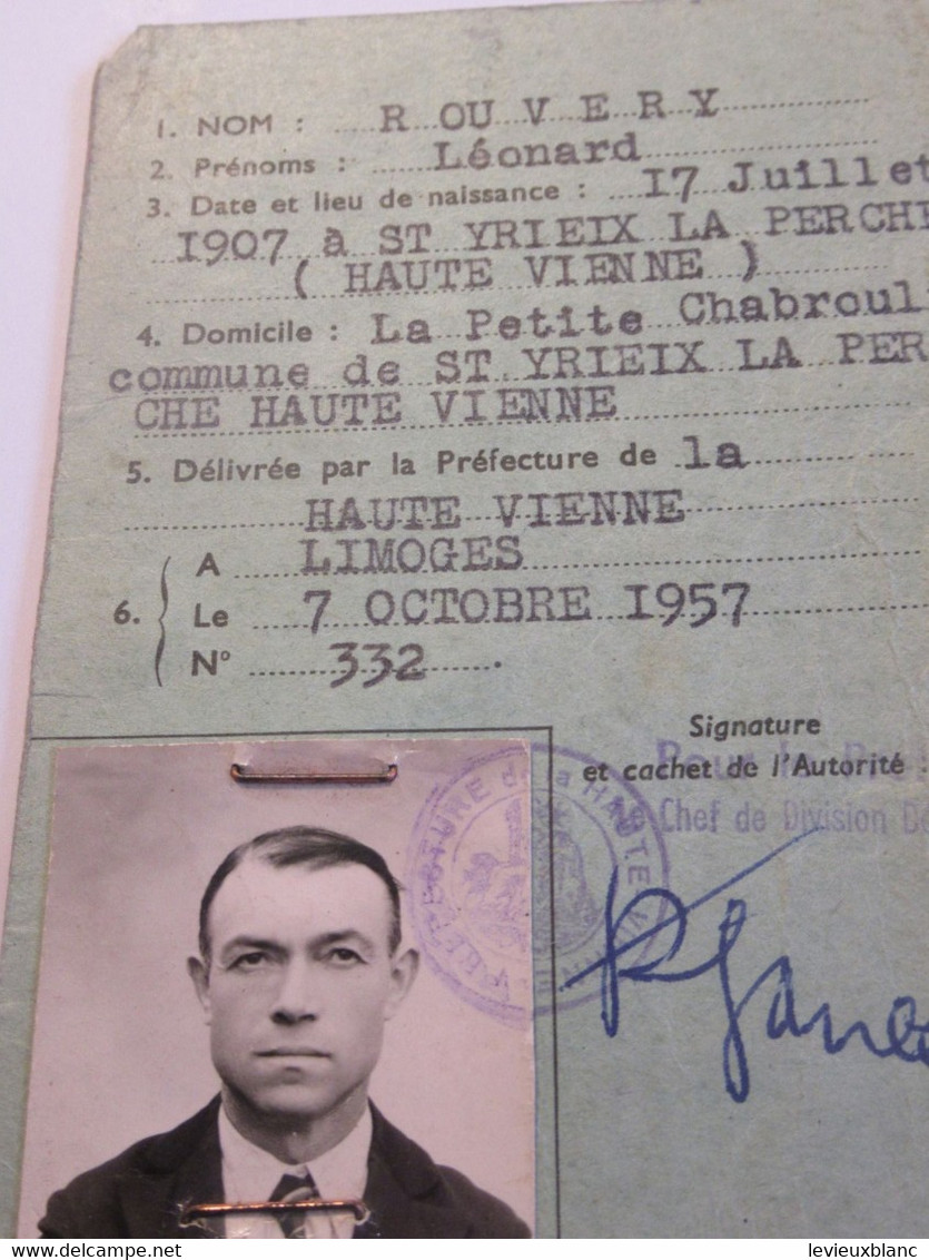 Licence De Circulation/Ministère TP Transports  Tourisme /L.ROUVERY/Saint Yrieix La Perche/Hte Vienne/1957    AEC245 - Collections