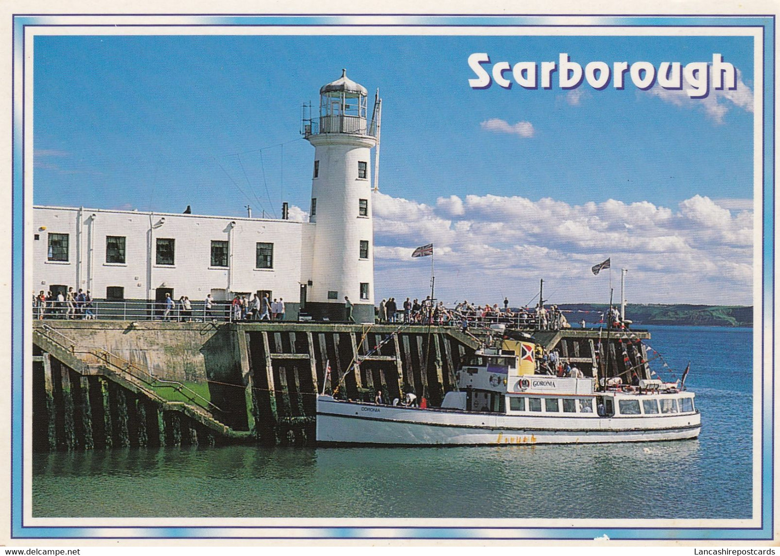 Postcard Scarborough Lighthouse And Coronia Tour Ship Dennis / John Hinde My Ref B25993 - Scarborough