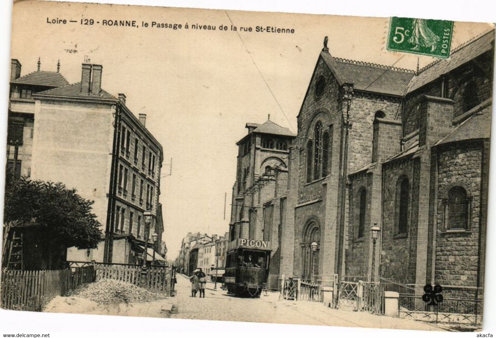 CPA Loire - ROANNE Le Passage A Niveau De La Rue St-ÉTIENNE (225444) - Roanne