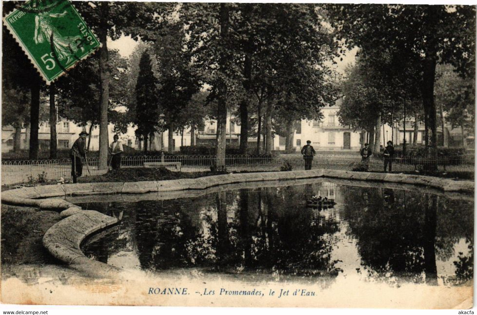 CPA ROANNE - Les Promenades Le Jet D'Eau (263299) - Roanne