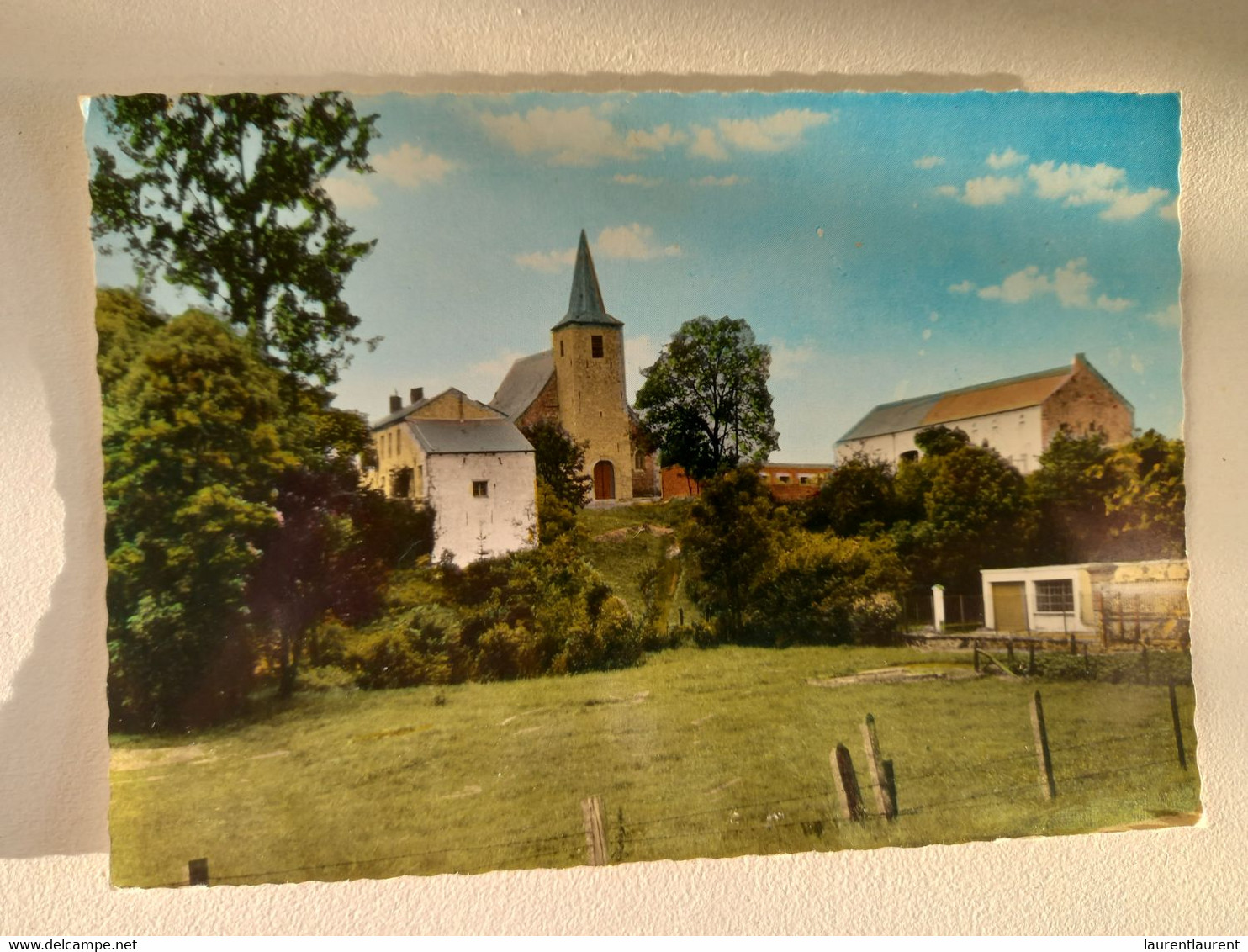 HESTRUD - L'église - Solre Le Chateau