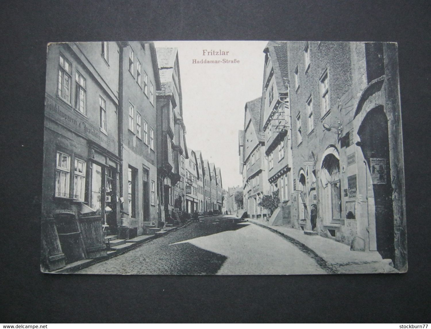 FRITZLAR , Strasse, Schöne Karte  Um 1920 - Fritzlar