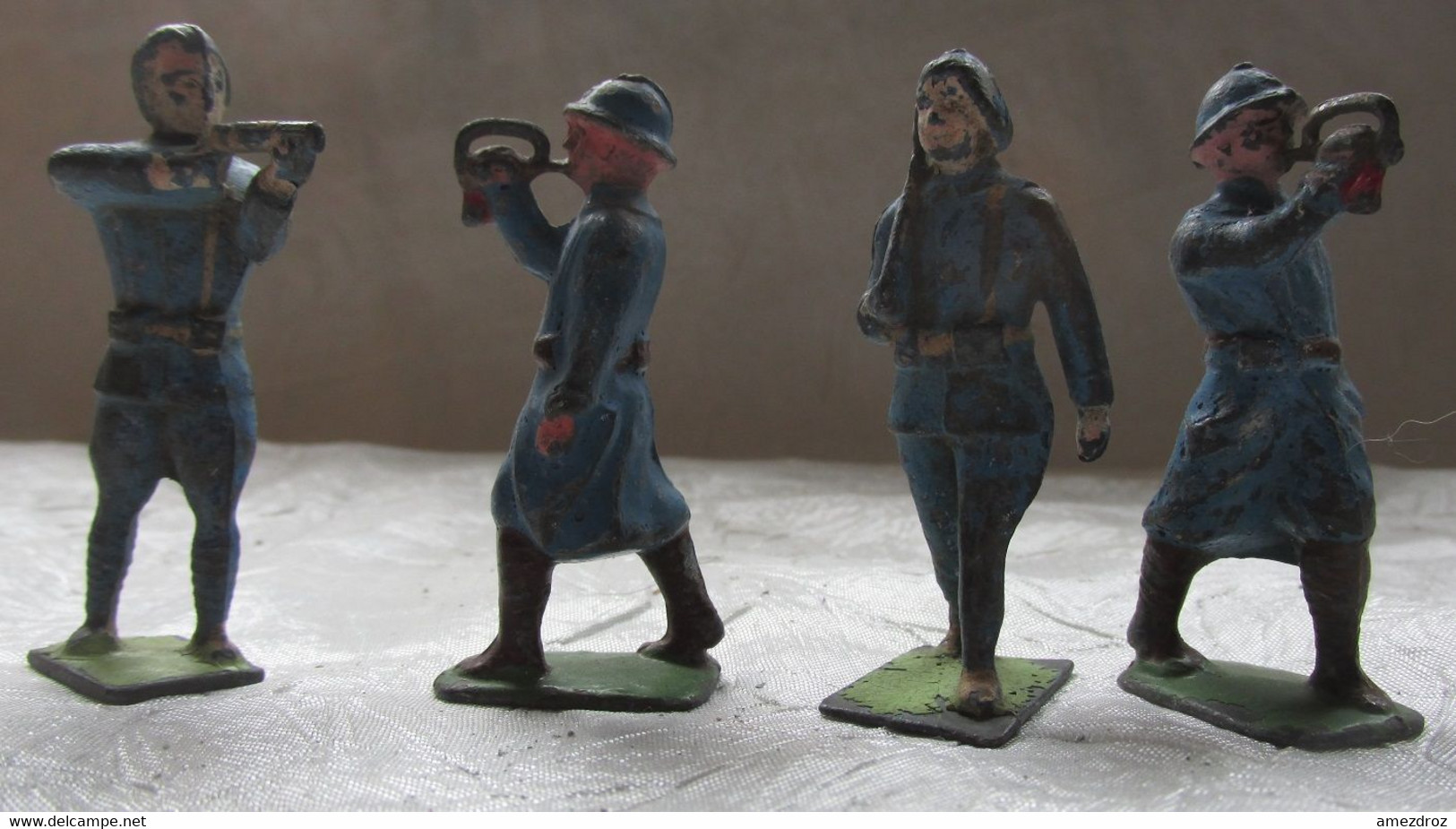 Figurines 1952-1954 Quiralu Lot De Quatre Soldats 1er Guerre Poilus Hauteur 59 Mm   Plomb Creux - Quiralu