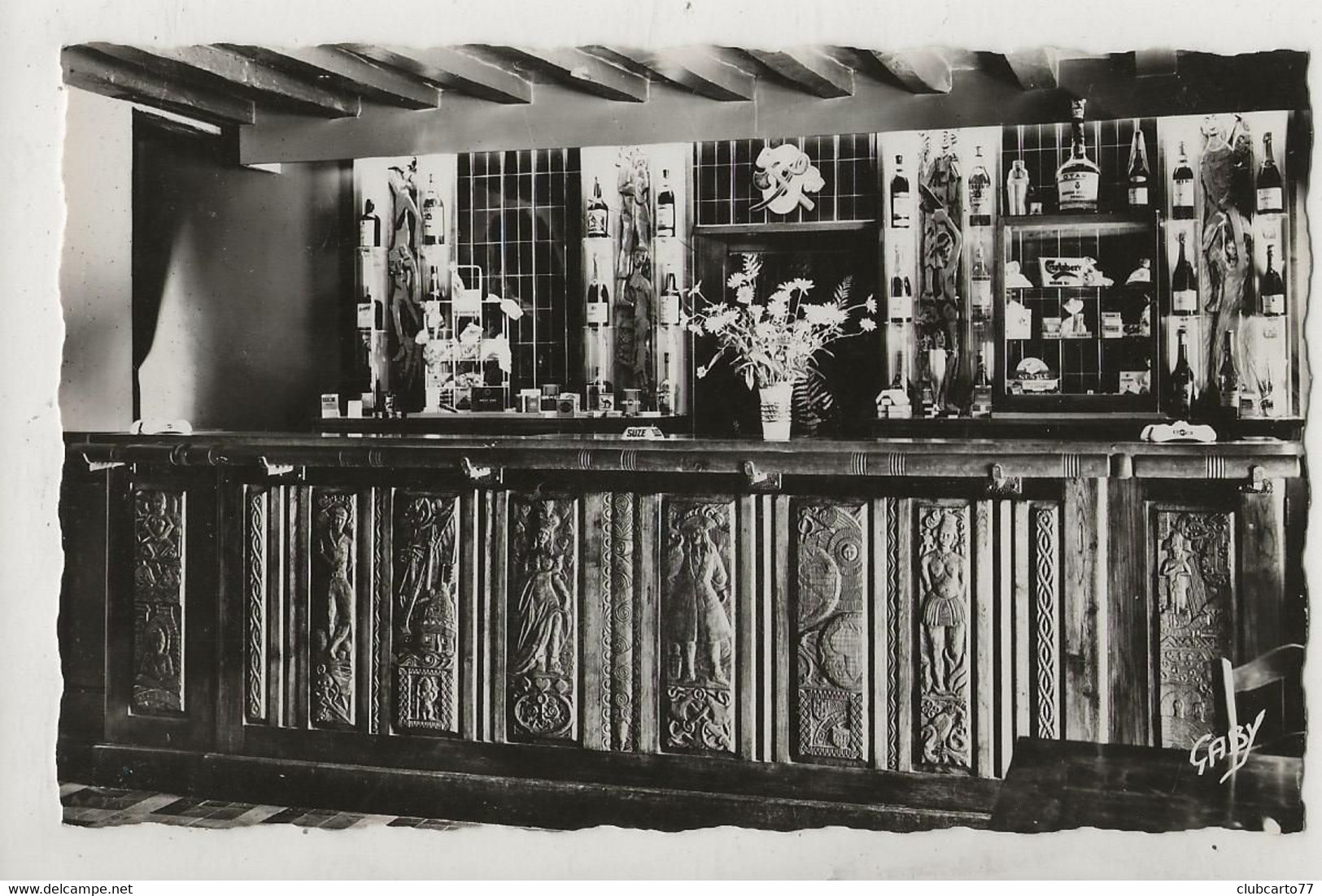 Derval (44) : Le Bar De L'Hôtel Provost En 1950 PF. - Derval