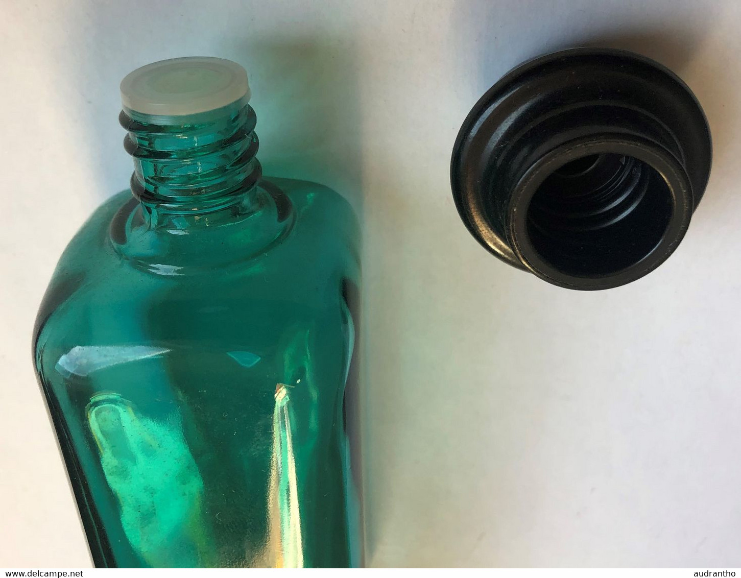 3 Flacons Vintage De Parfum - Années 70 - Eau De Cologne HERMES Paris - Bottles (empty)
