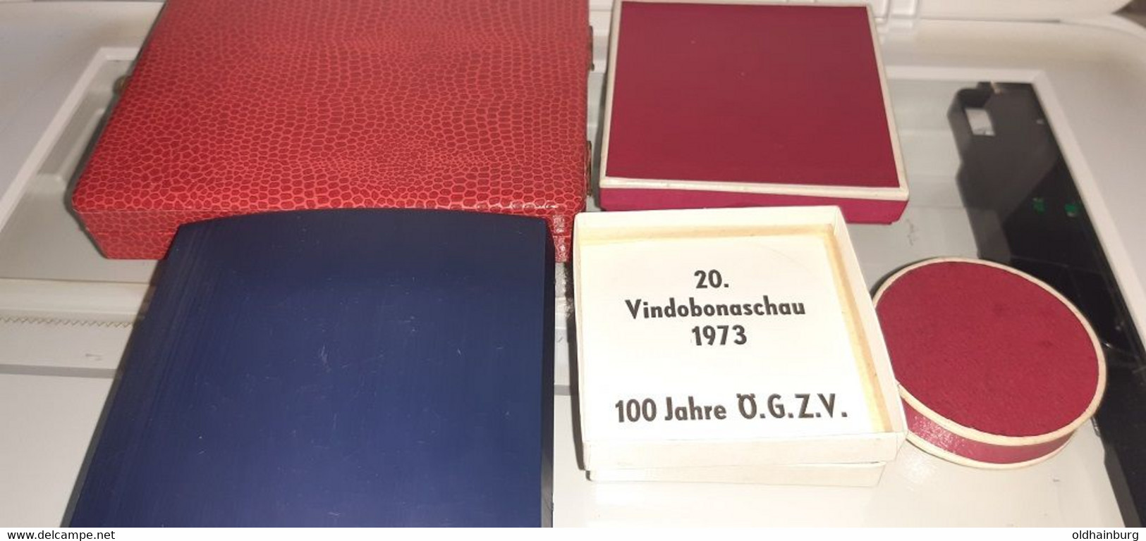 1390z: Österreich 1970- 1980 Diverse Tauben- & Geflügelzucht- Ehrenmedaillen Eines Ausstellers - Souvenir-Medaille (elongated Coins)