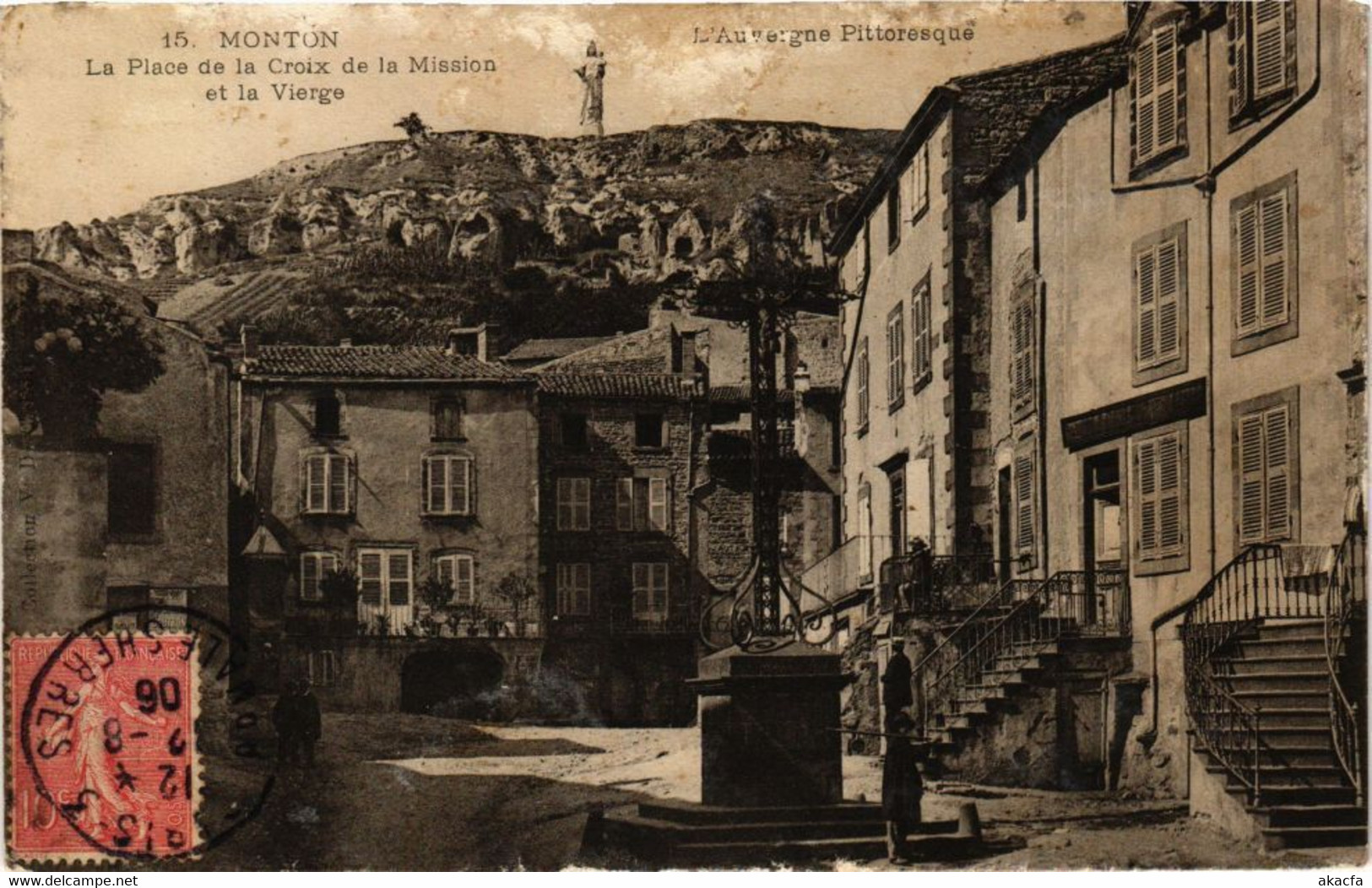 CPA MONTON - La Place De La Croix De La Mission Et La Vierge (220930) - Veyre Monton
