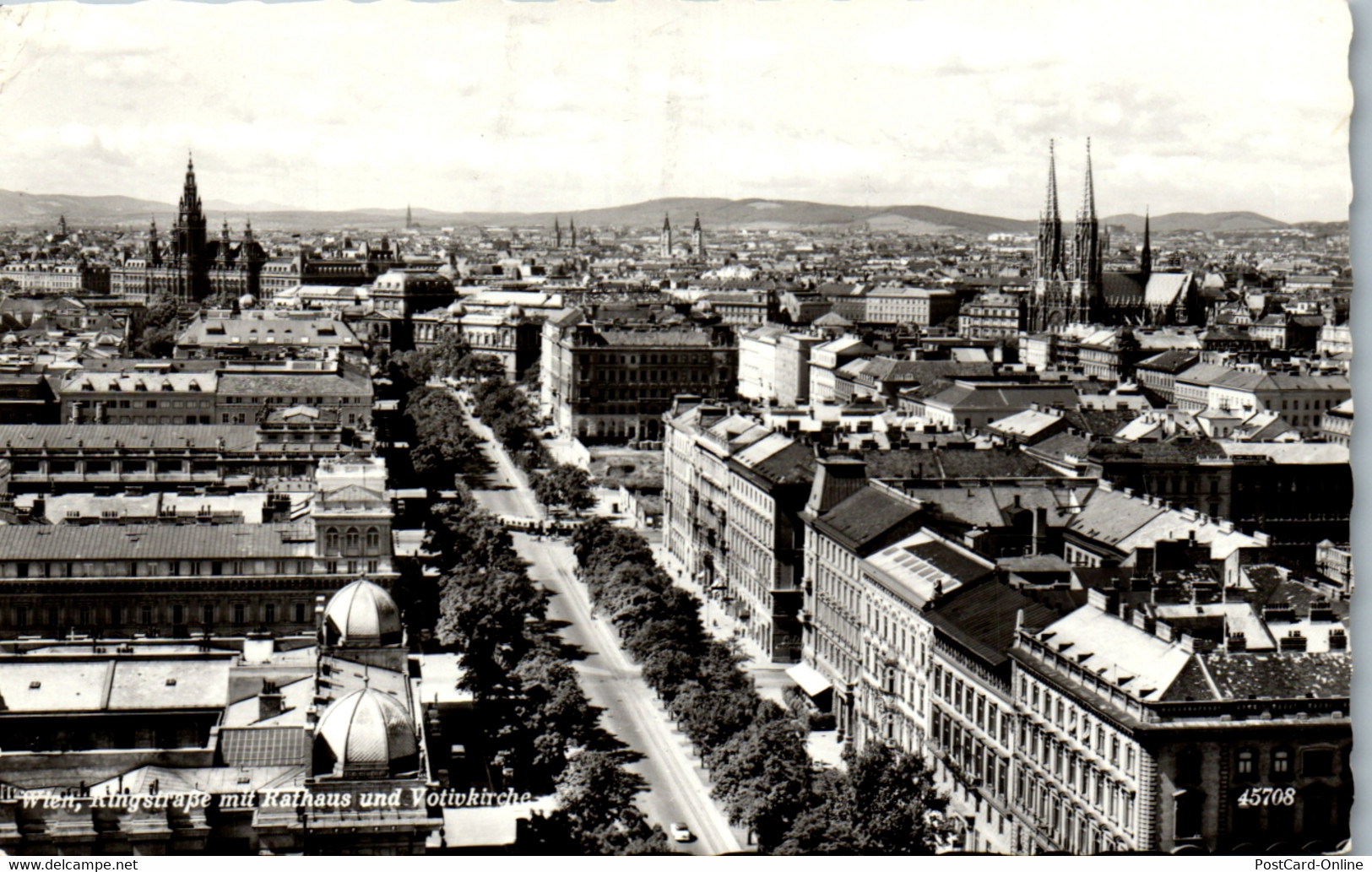 39313 - Wien - Ringstraße Mit Rathaus Und Votivkirche - Gelaufen 1967 - Ringstrasse