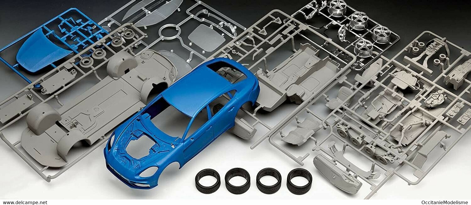 Revell - PORSCHE PANAMERA TURBO maquette kit plastique réf. 07034 Neuf NBO 1/24