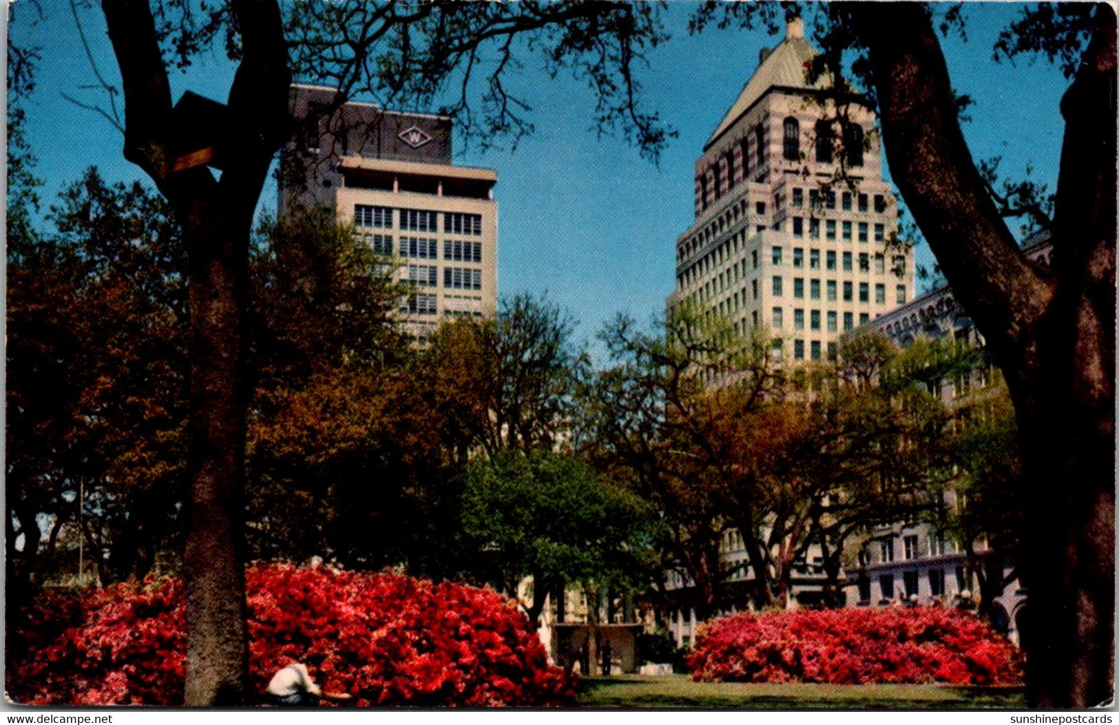 Alabama Mobile Bienville Square With Waterman Building And Merchants National Bank Building In Background - Mobile