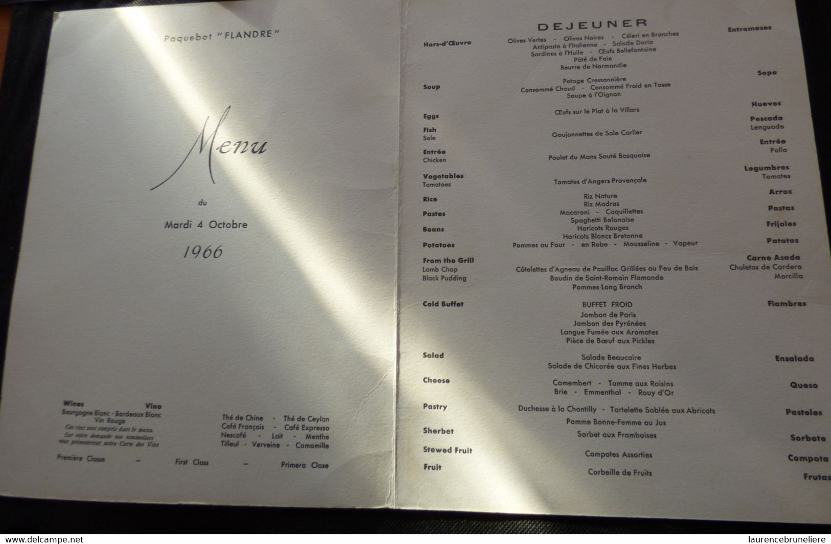 MENU COMPAGNIE GENERALE TRANSATLANTIQUE FRENCH LINE  PAQUEBOT "FLANDRE" DU 4 OCTOBRE 1966 AVEC SON RUBAN - Menus