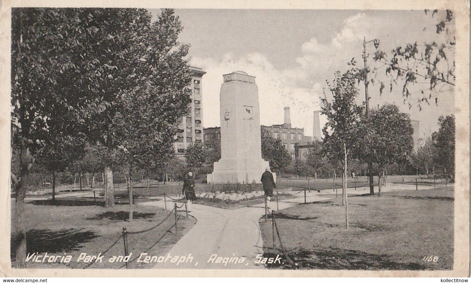 VICTORIA PARK AND CENOTAPH- REGINA - Regina