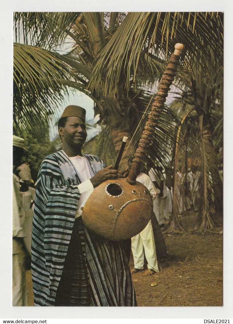 République De Guinée, Guinea Native Man With Traditional Music Instrument Vintage RPPc Photo Postcard (20262) - Guinée