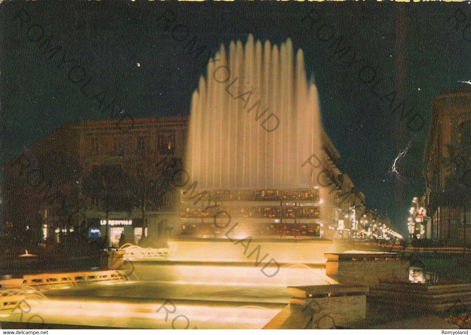 CARTOLINA  AVELLINO,CAMPANIA,PANORAMA,PIAZZA LIBERTA E CORSO VITTORIO EMANUELE,MEMORIA,BOLLO STACCATO,VIAGGIATA 1964 - Avellino