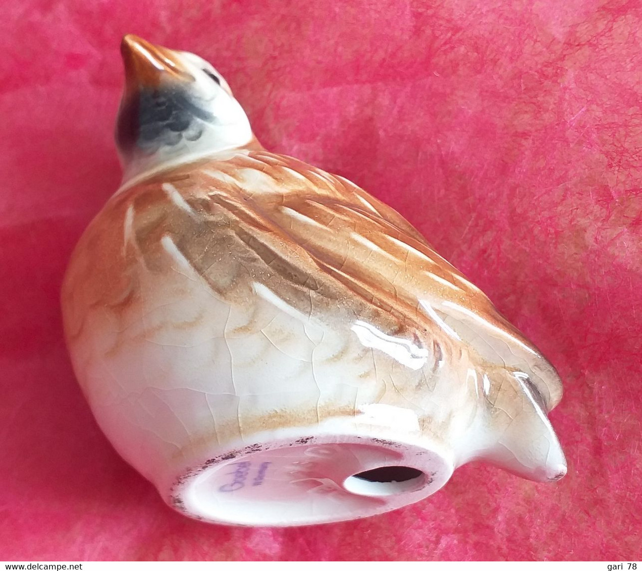 Oiseau en porcelaine allemande GOEBEL, numéroté