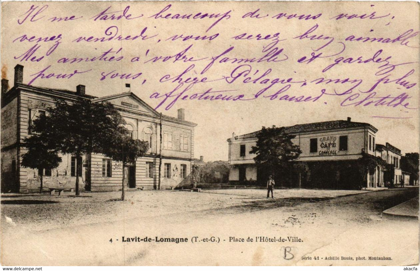CPA LAVIT-de-LOMAGNE Place De L'Hotel-de-VILLE (614901) - Lavit