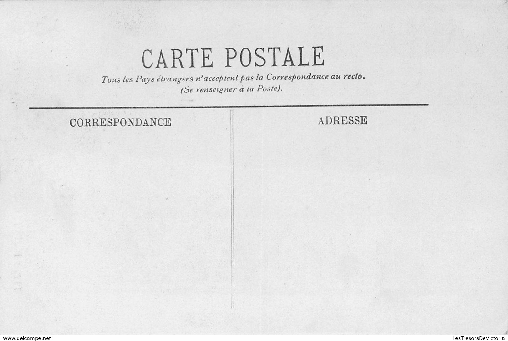 CPA France - Puy De Dôme - Types D'Auvergne - Auprès De Leur Mère - L. L. - Costumes - Familles - Robe - Sabots - Auvergne Types D'Auvergne