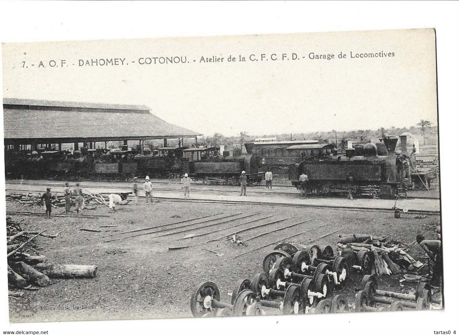 DAHOMEY - COTONOU - A O F Atelier C F C F D   Garage De Locomotives Animé Trains Bon état - Dahomey