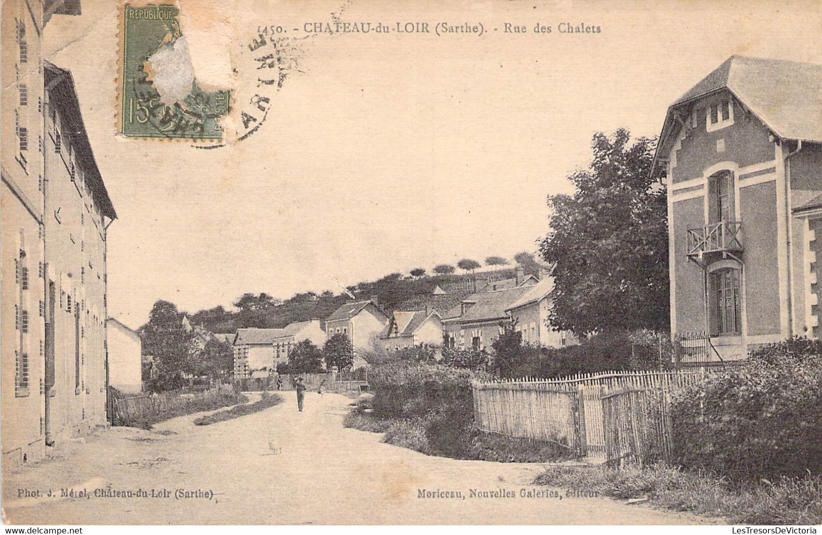 CPA France - Sarthe - Château Du Loir - Rue De Chalets - Moriceau Nouvelles Galeries Edit. - Oblit. 1924 - J. Merel Phot - Chateau Du Loir