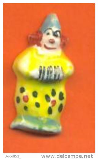 Feve Faience  Moulin A Huile  - Clown - Anciennes