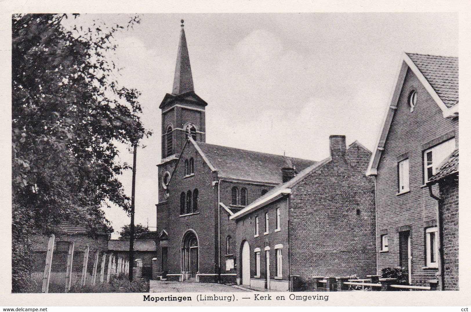 Mopertingen  Bilzen  Kerk En Omgeving - Bilzen