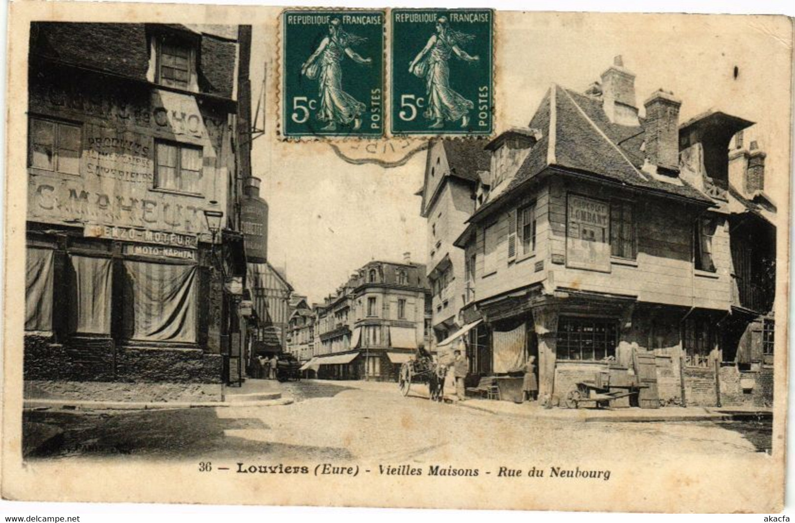 CPA LOUVIERS - Vieilles Maisons - Rue Du NEUBOURG (181979) - Le Neubourg