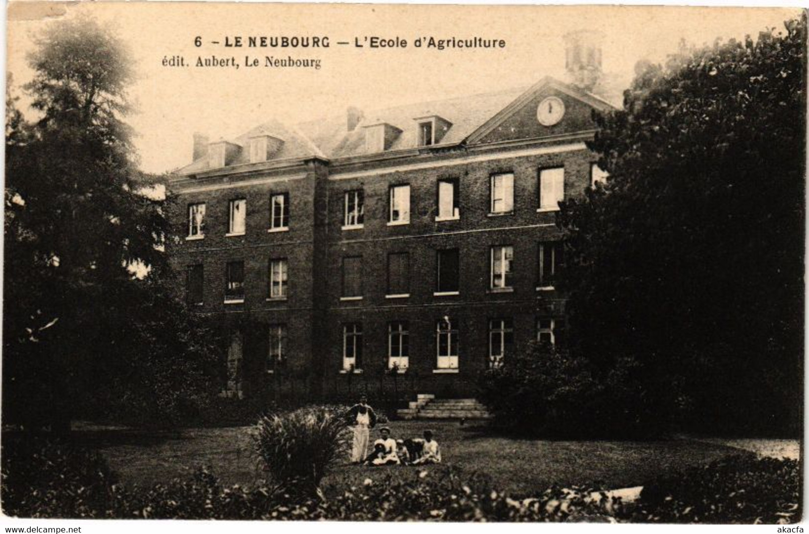 CPA Le NEUBOURG - L'École D'Agriculture (182328) - Le Neubourg
