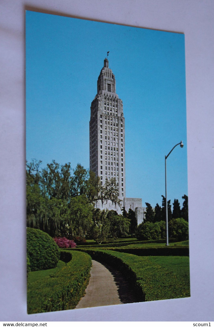 Louisiana State Capitol - Baton Rouge