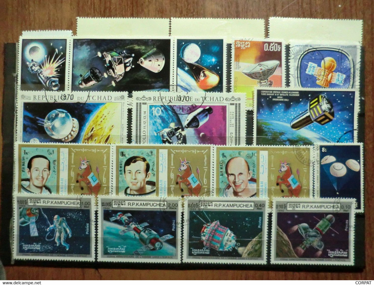 SPACE:different used stamps  ( check 9 photos)