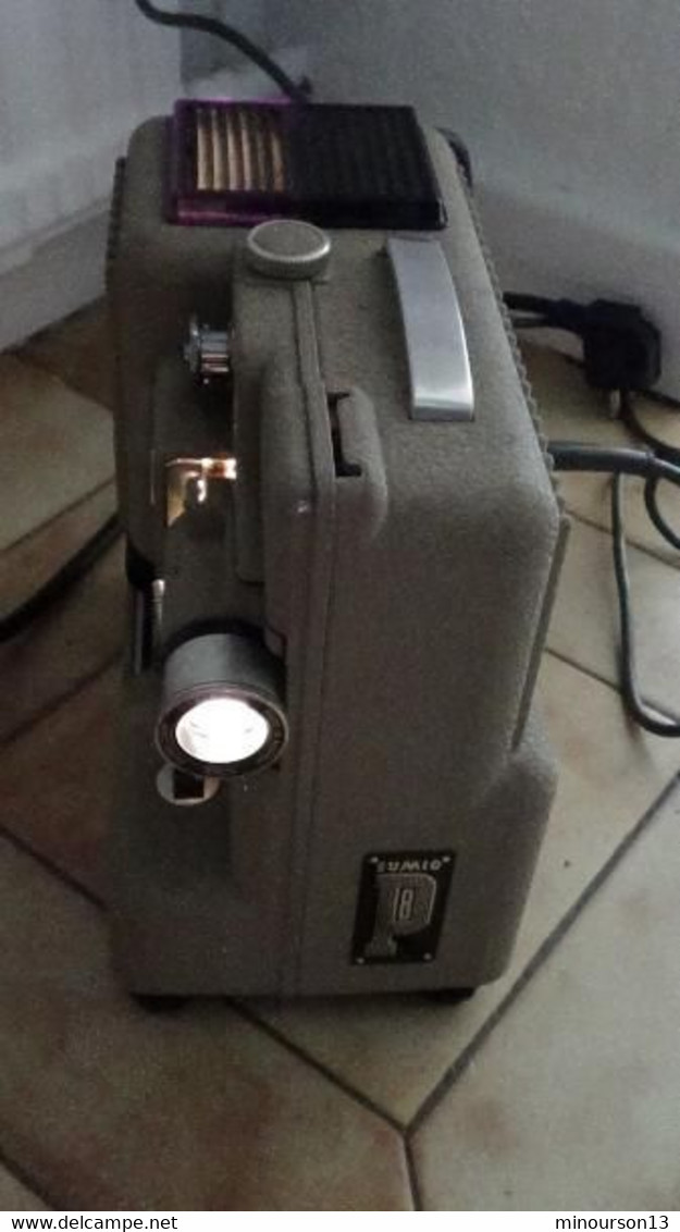 Projecteur super 8 Eumig P8