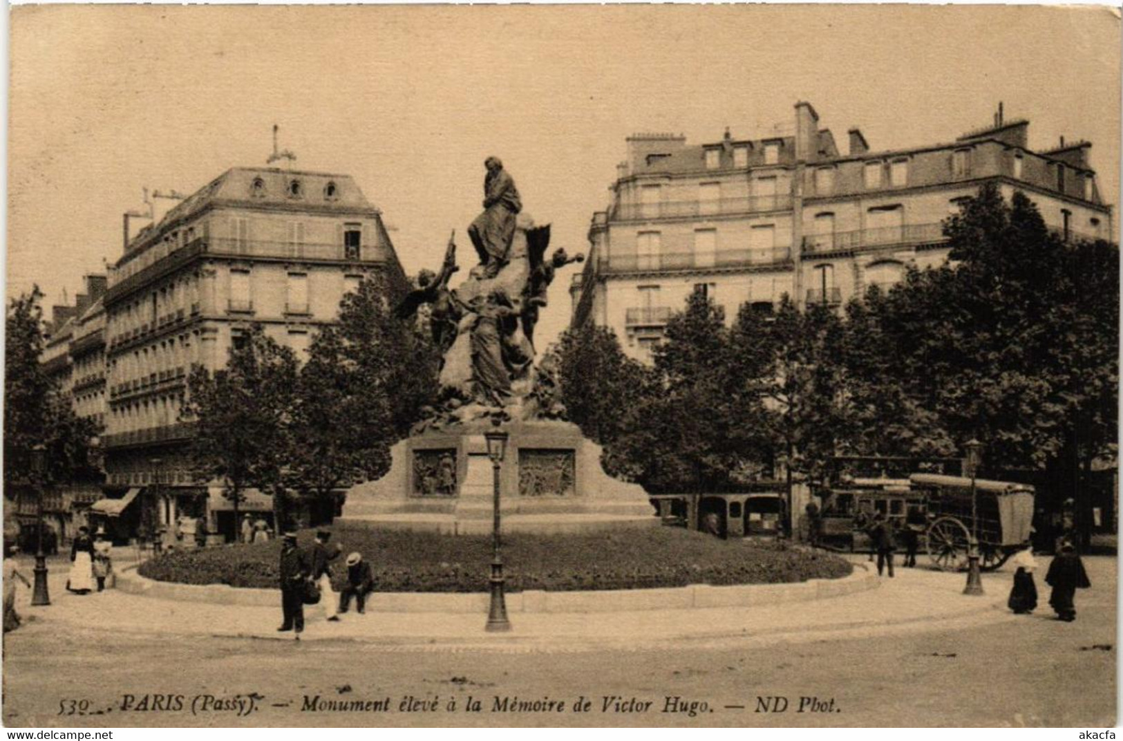 CPA PARIS (16e) Monument Eleve A La Memoire De Victor Hugo (563392) - Statues