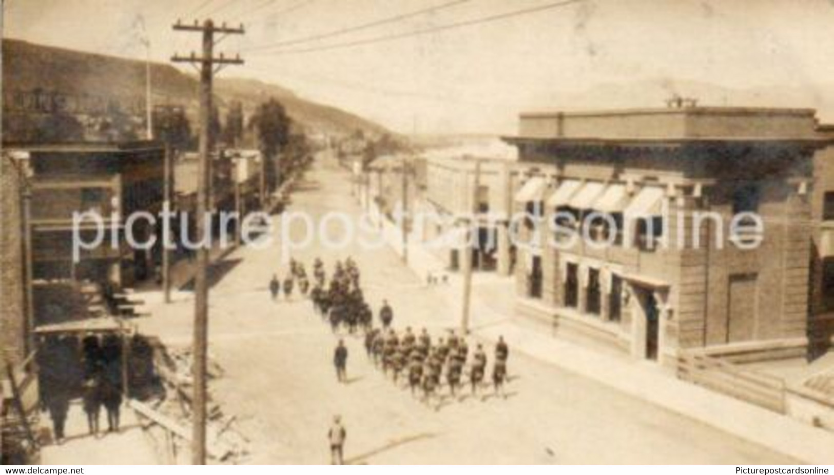 CANADA MILITARY PARADE NICE OLD R/P POSTCARD SENT KAMLOOPS 1912 - Kamloops