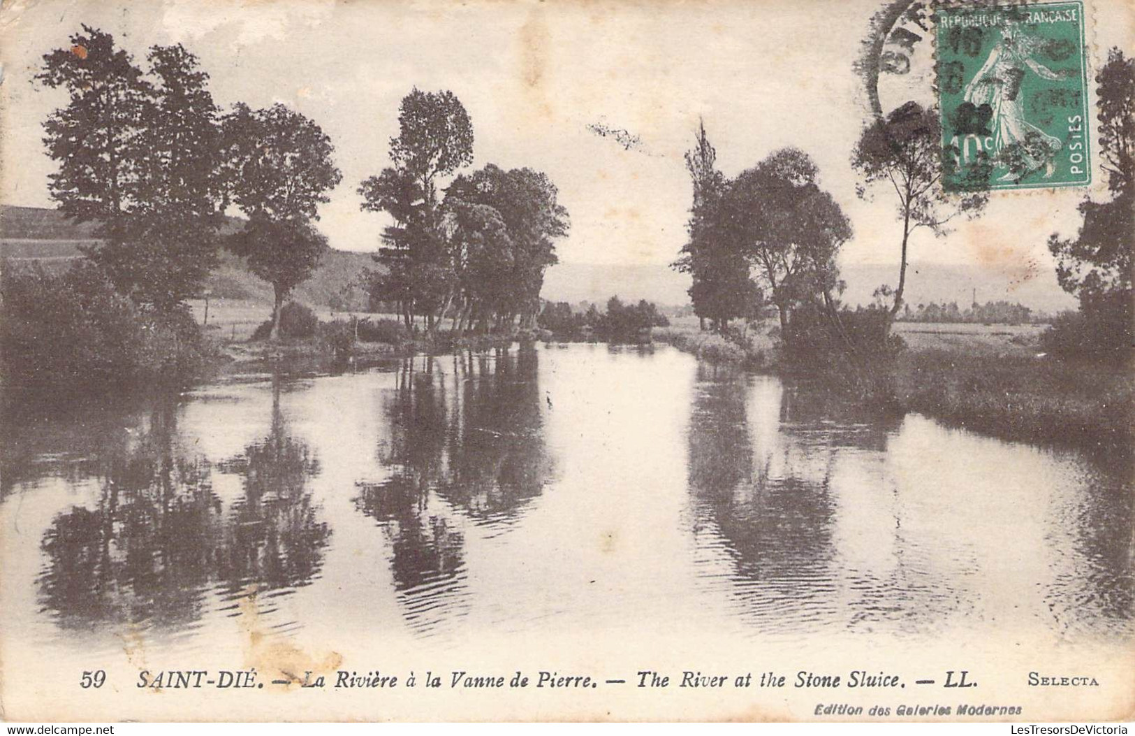 CPA France - Lot De Trois Cartes - Vosges - Saint Dié - L'ancien Monastère - La Rivière à La Vanne De Pierre - Oblitérée - Saint Die